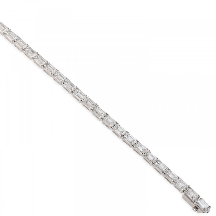 10.9 carat Emerald Cut Lab Diamond East-West Tennis Bracelet flat