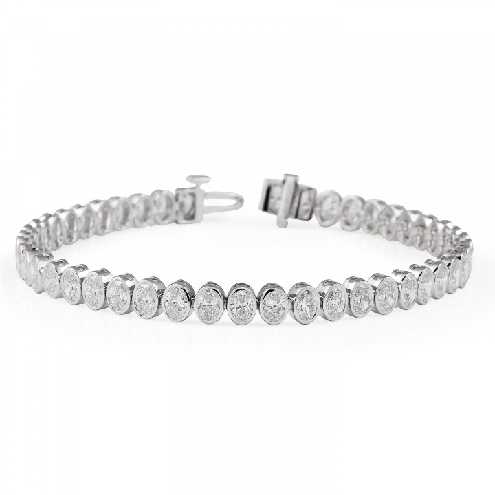 7.5 carat Oval Lab Diamond Bezel Tennis Bracelett closed