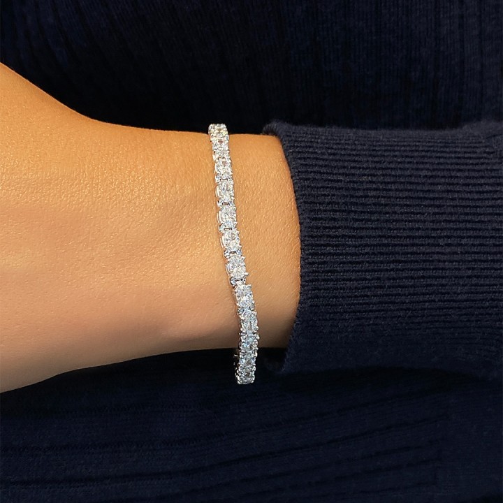 6.50 carat Lab Grown Oval Diamond Tennis Bracelet flat