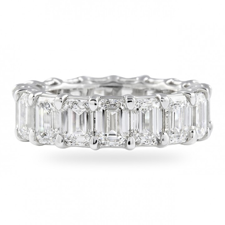 9 carat Emerald Cut Lab-Grown Diamond Eternity Band flat