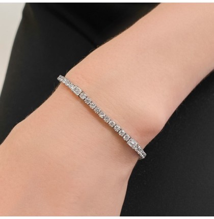 Round and Emerald Cut Lab Diamond Tennis Bracelet flat