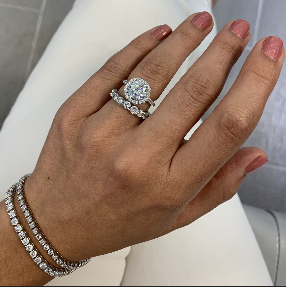 Best Engagement Rings for Hands on 